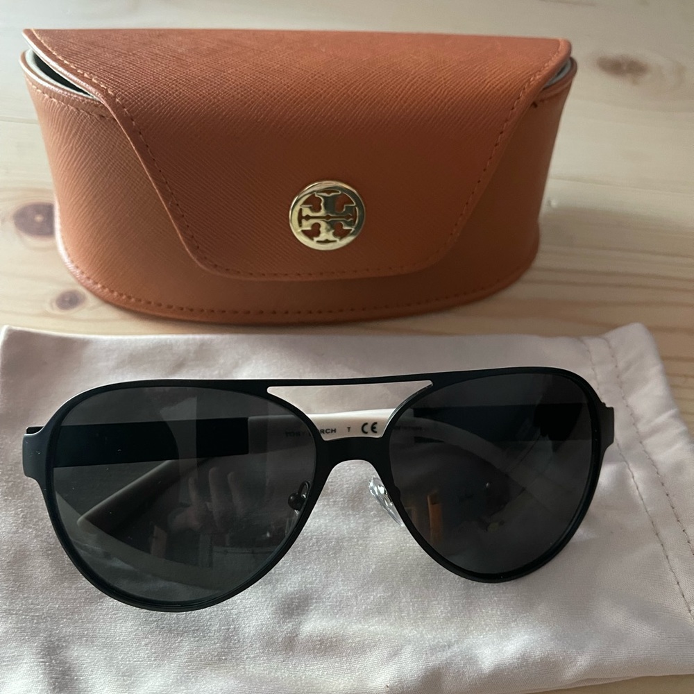 Tory Burch Aviator
